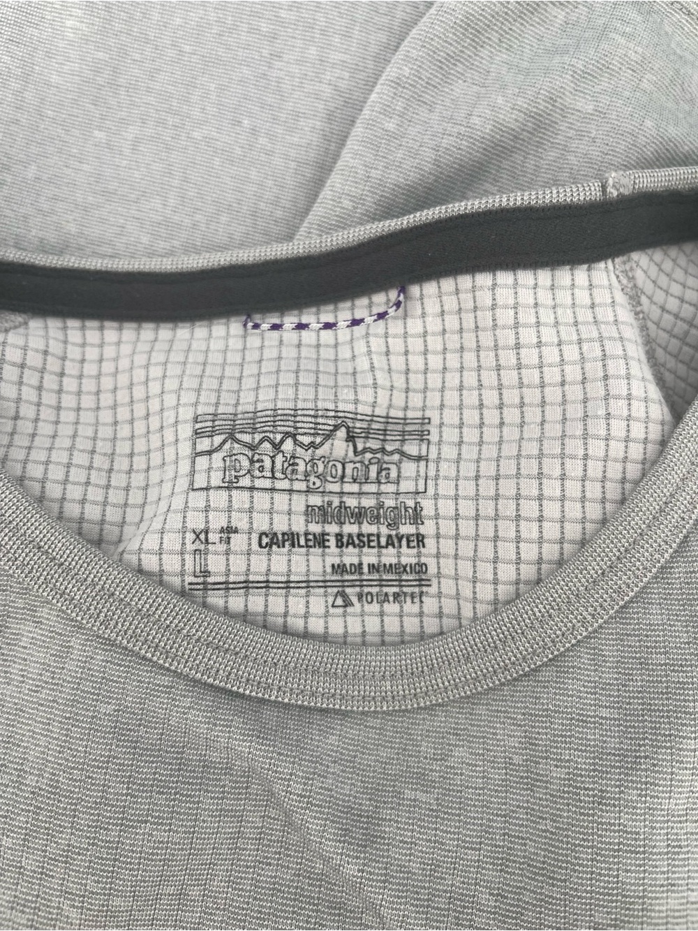 Patagonia Light Gray Midweight Capilene Base Layer Top and Bottoms - Picture 2 of 11